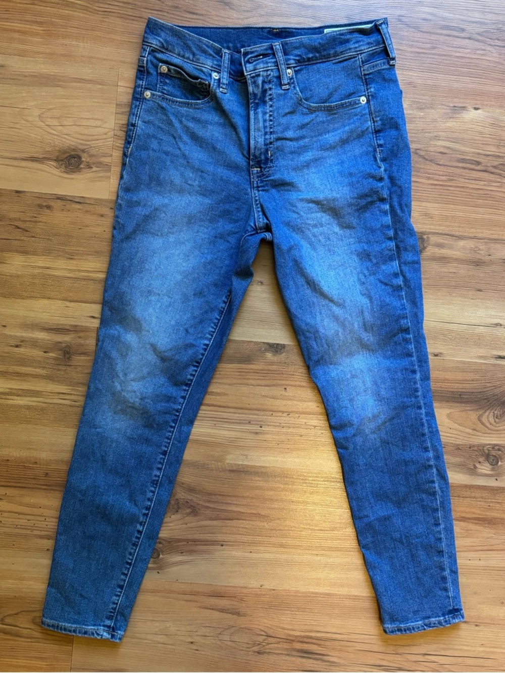 GAP High Rise Skinny Jeans in Medium Blue Wash
